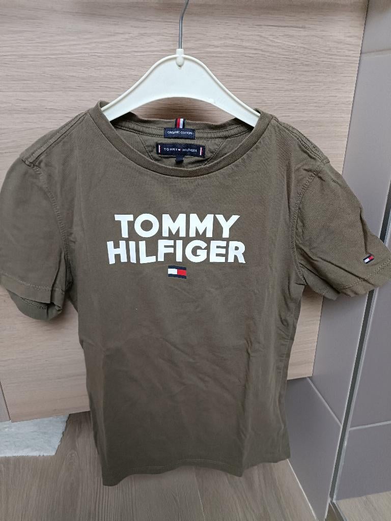 T-shirt Tommy Hilfiger 10 jaar, Kinderen en Baby's, Kinderkleding | Maat 140, Gebruikt, Ophalen of Verzenden, Tommy Hilfiger, Shirt of Longsleeve