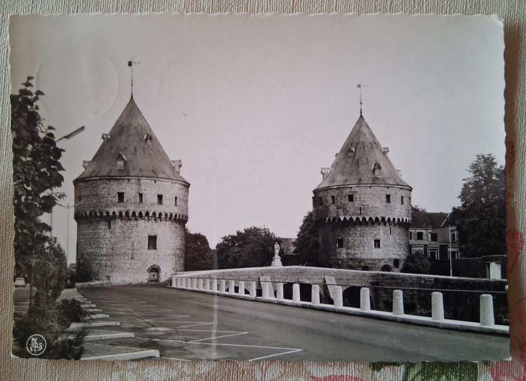 Vintage Postkaart Kortrijk Broeltorens, Ophalen of Verzenden