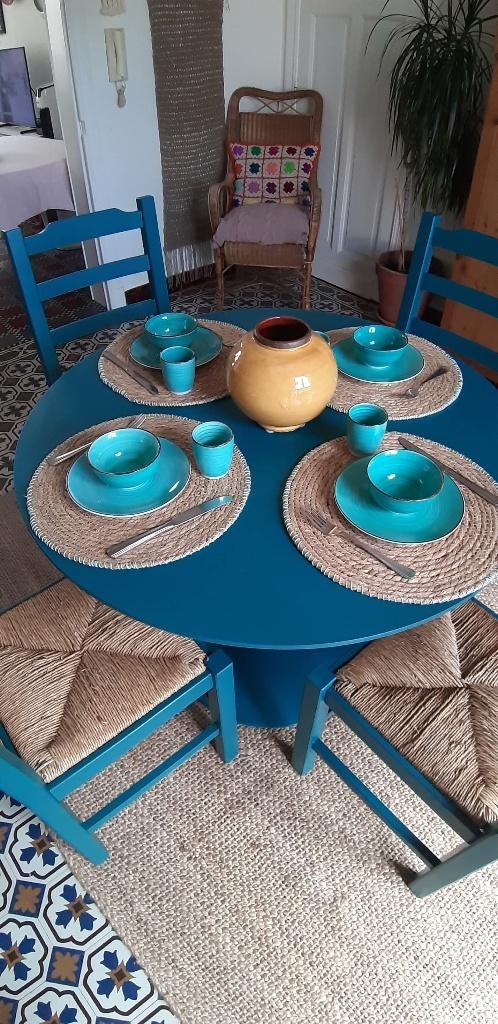 table ronde et 4 chaises, Maison & Meubles, Quatre personnes, Rond, 100 à 150 cm, Enlèvement