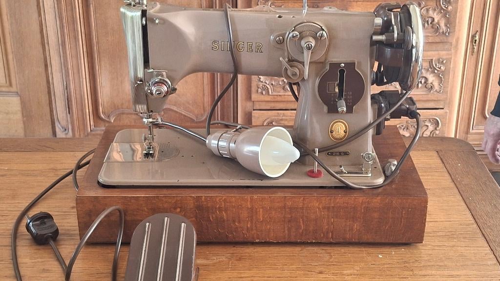 Vintage Singer 216G naaimachine – Gietijzeren kwaliteit", Ophalen, Naaimachine, Singer