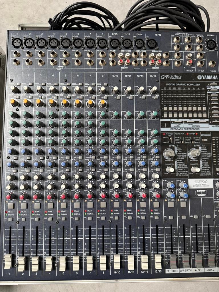 Yamaha gepowerde mixer in FC, Ophalen, Zo goed als nieuw
