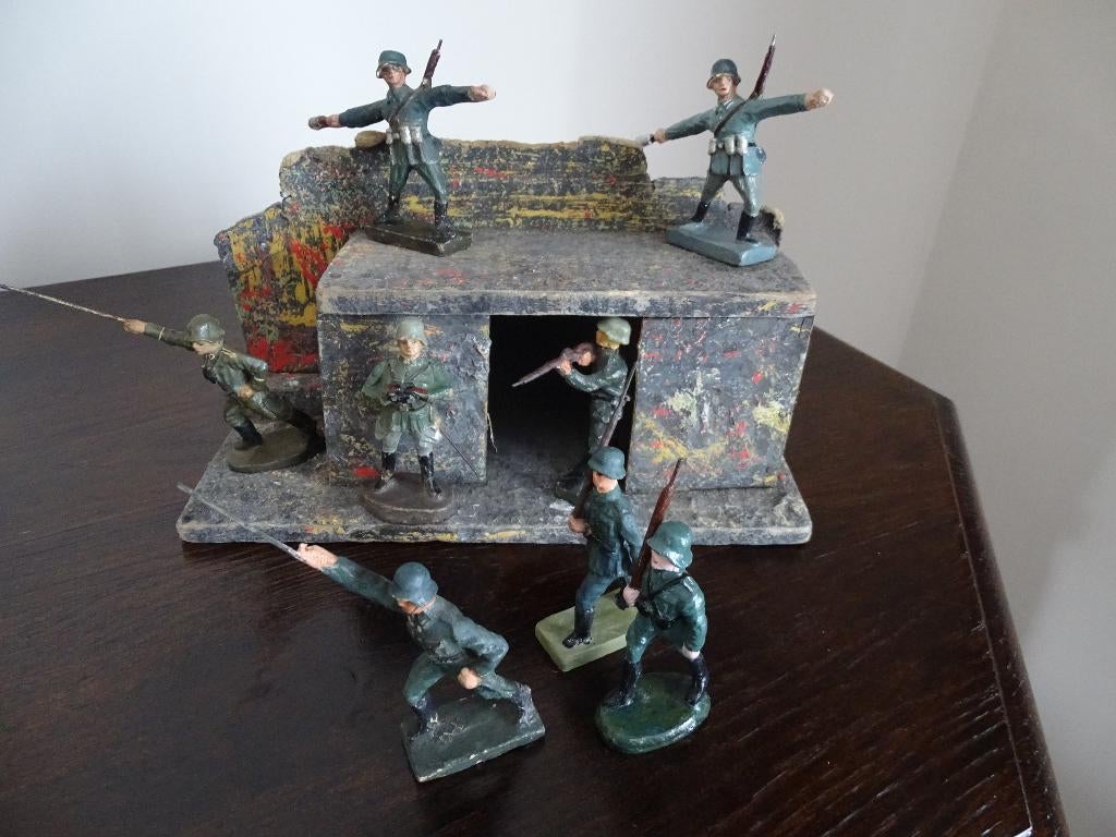 jouet ancien bunker et ses soldats, Enlèvement ou Envoi