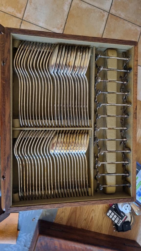 Ménagère complète couvert métal argenté, Antiquités & Art, Enlèvement ou Envoi