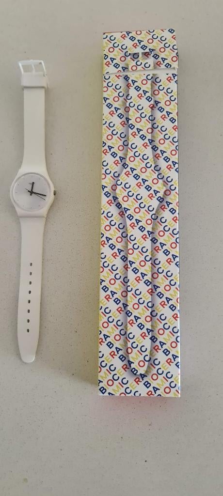 Stijlvolle Swatch Bioceramic 'Think Time White', Handtassen en Accessoires, Horloges | Dames, Zo goed als nieuw, Polshorloge, Swatch