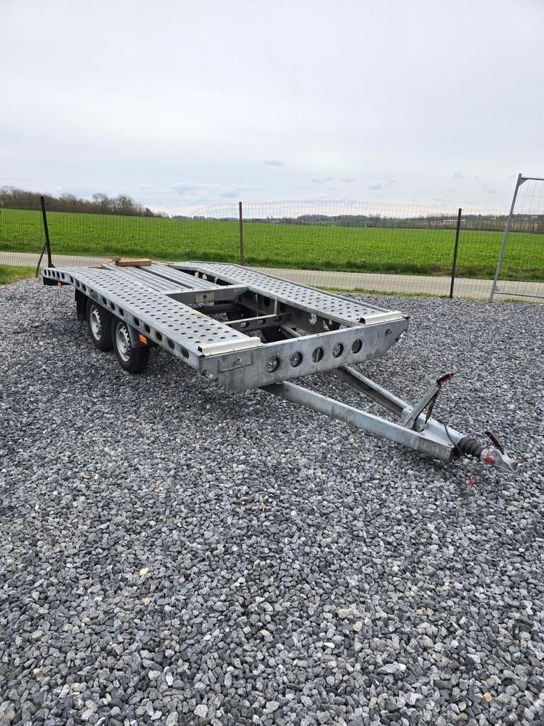 Remorque plateaux