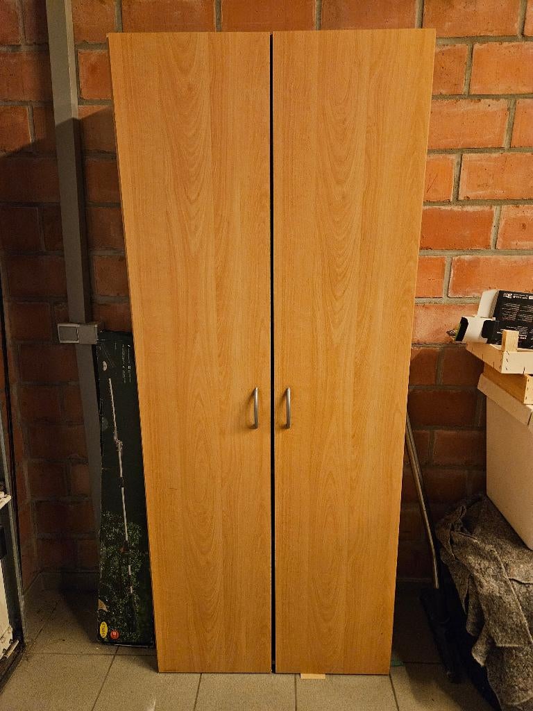 Schoenkast met leggers, Ophalen, Gebruikt