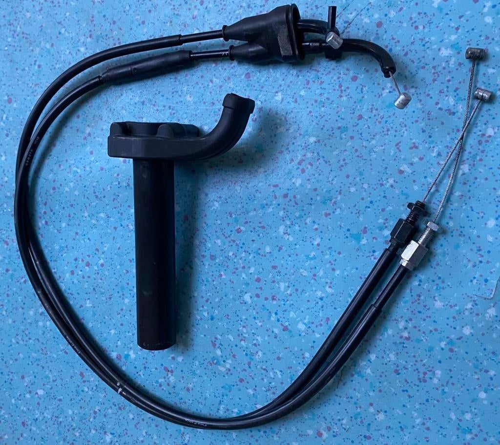 Gaskabel en gashendel yamaha MT 10, Ophalen, Gebruikt