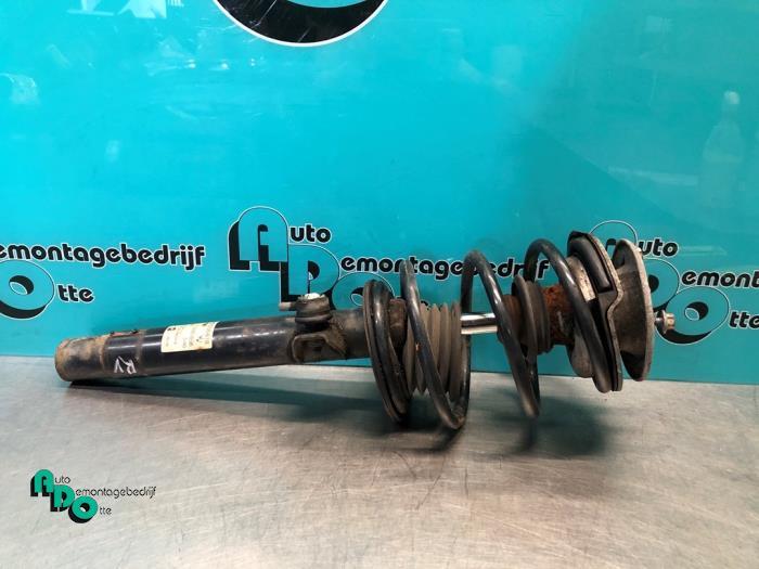 Schokdemperpoot rechts-voor van een BMW 3-Serie (3-Serie 98-, Gebruikt, -, -, Ophalen of Verzenden