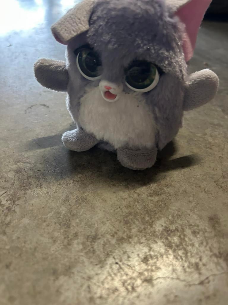 Furby, Ophalen, Gebruikt