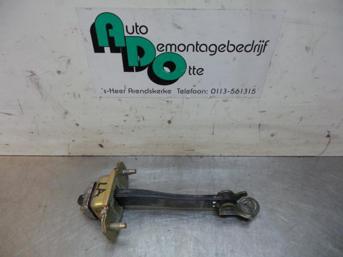 Deurvanger 4Deurs links-achter van een Subaru Legacy (Legacy, Subaru, Gebruikt, -, -