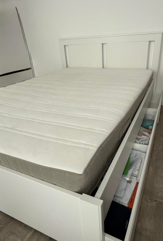 Bedden met opbergruimte en matras, Huis en Inrichting, Slaapkamer | Bedden, Ophalen, Gebruikt