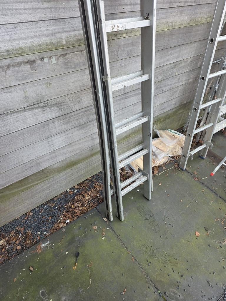verschillende ladders en trapladders, Ophalen, Gebruikt, Ladder, Minder dan 2 meter