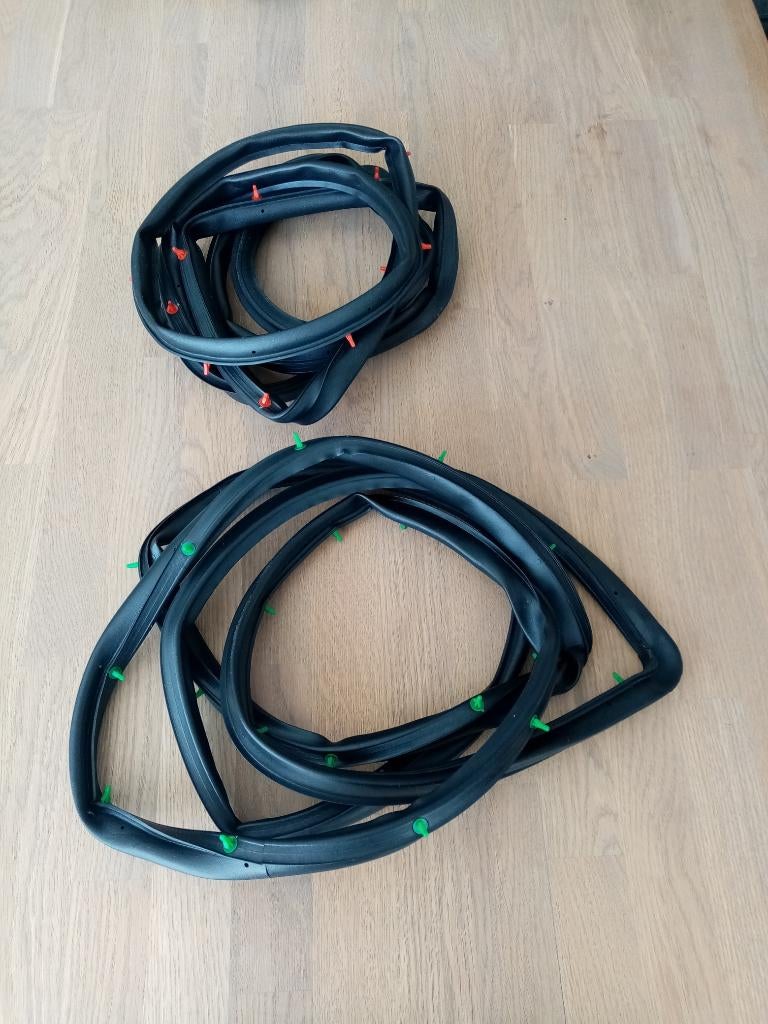 suzuki sj410 sj413 samurai deurrubbers, Enlèvement ou Envoi, Neuf, Suzuki