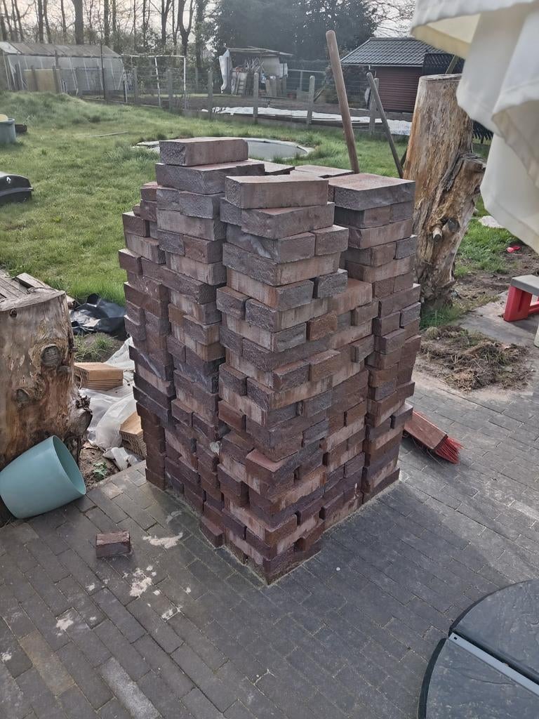 Gevelsteen, Enlèvement