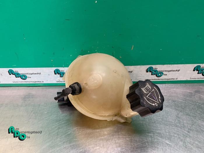 Réservoir d'expansion d'un Citroen C4 (C4 04-), -, 3 mois de garantie, Utilisé, -