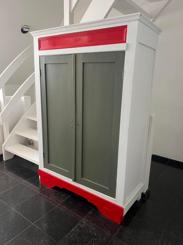 Kast kinderkamer - gratis - gereserveerd, Ophalen