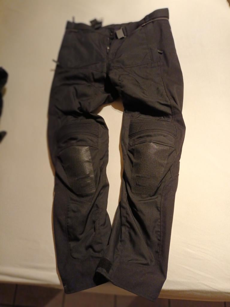 tussensezoenbroek 2 stuks (man en vrouw), Ophalen