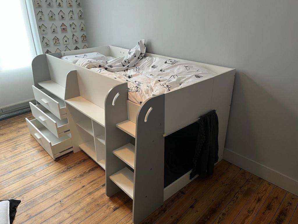 Halfhoogslaper kinderbed met lades en open schappen, Kinderen en Baby's, Kinderkamer | Bedden, Ophalen, Hoogslaper of Stapelbed