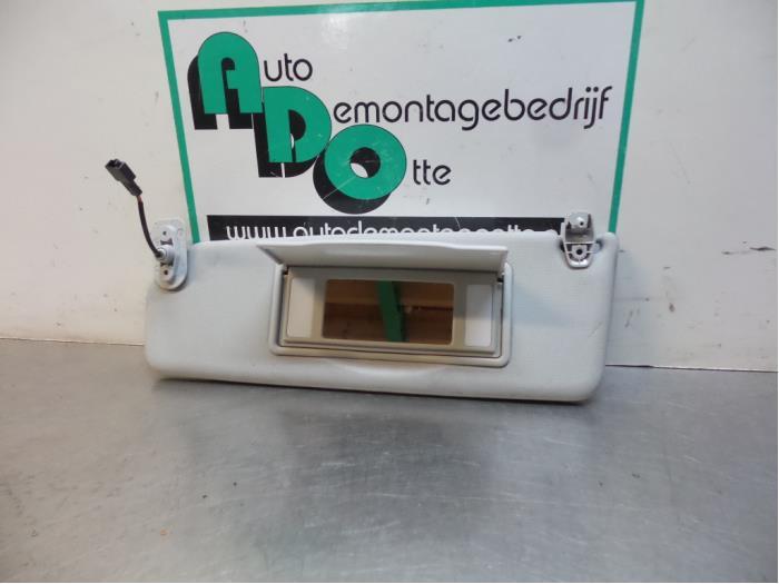 Pare-soleil d'un Volkswagen Passat (Passat 88-), Volkswagen, -, Utilisé, -