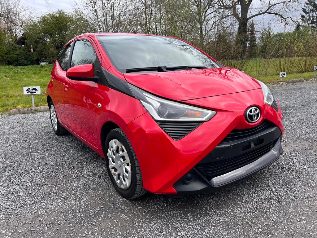 Toyota Augo 2019 Automaat 1.0 benzine 69000km, Auto's, Toyota, Automaat, 4 zetels, Stof, Bedrijf