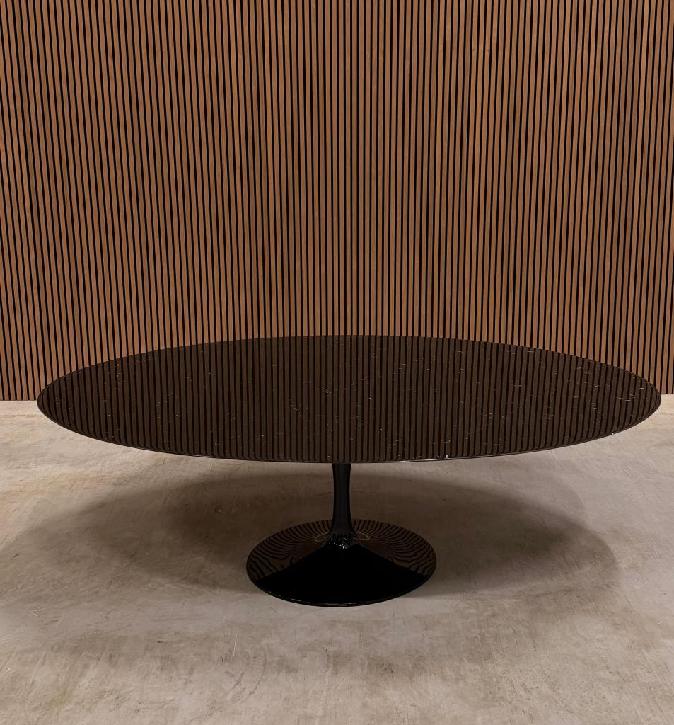 Knoll Saarinen - Oval eettafel 244 cm - Black, Antiek en Kunst, Ophalen of Verzenden