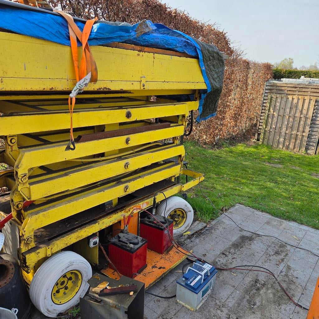 Hoogtewerker schaarlift, Ophalen