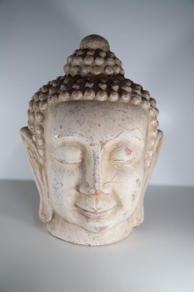 Belle grande tête de Bouddha de 27 cm de haut (2,9 kg), Envoi, Comme neuf