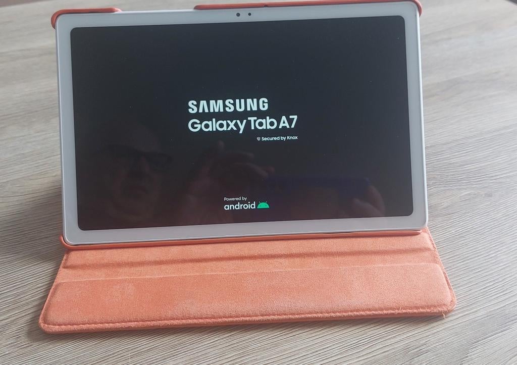 Samsung Galaxy Tab A7 + chargeur + Etui, 10 pouces, Samsung, Mémoire extensible, Wi-Fi