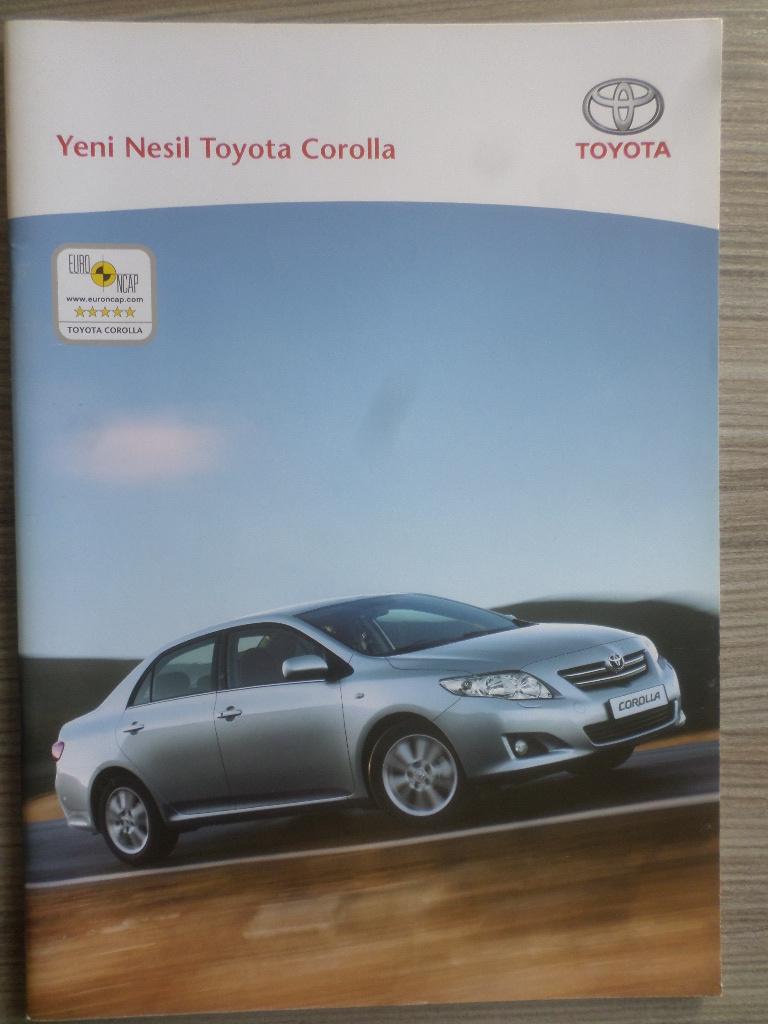 Toyota Corolla 4 deurs Brochure - TURKIJE, Boeken, Auto's | Folders en Tijdschriften, Ophalen of Verzenden, Toyota