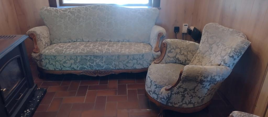 Gratis Salon 3 zit en twee maal 1zit. Klassiek model. Proper, Maison & Meubles, Canapés | Coins salons complets, Enlèvement
