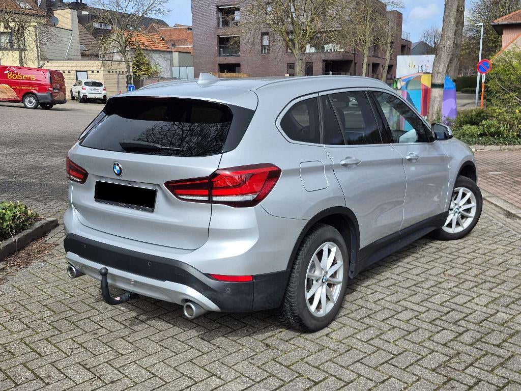 BMW X1 2.0D Facelift / Leder / LED / Navi / Hifi Pro System, Auto's, BMW, 1995 cc, 4 cilinders, Trekhaak, Leder