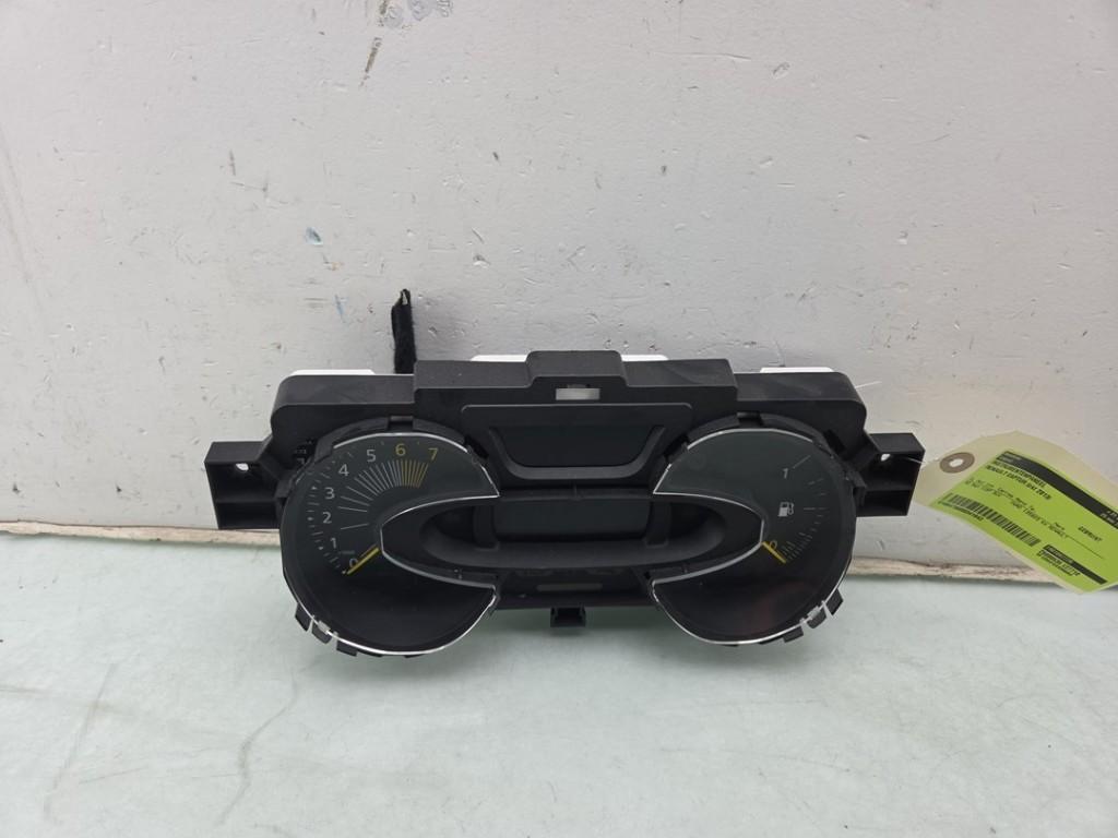 COCKPIT Renault Captur (2R) (01-2013/-) (|248108772R|), Auto-onderdelen, Gebruikt, Renault