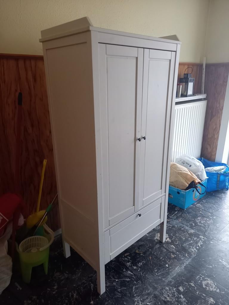 IKEA KLEDINGKAST, Huis en Inrichting, Kasten | Kleerkasten, Ophalen