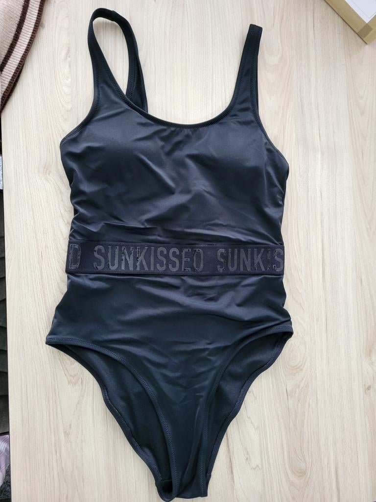 Dames zwarte badpak maat is L, Kleding | Dames, Badmode en Zwemkleding, Ophalen of Verzenden, Badpak