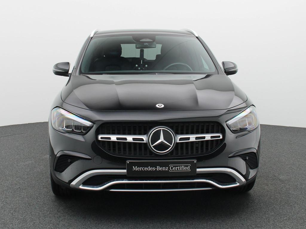 Mercedes-Benz GLA 180 d Luxury Line + LEDER + CARPLAY + LED, Gebruikt, 4 cilinders, 116 pk, Zwart