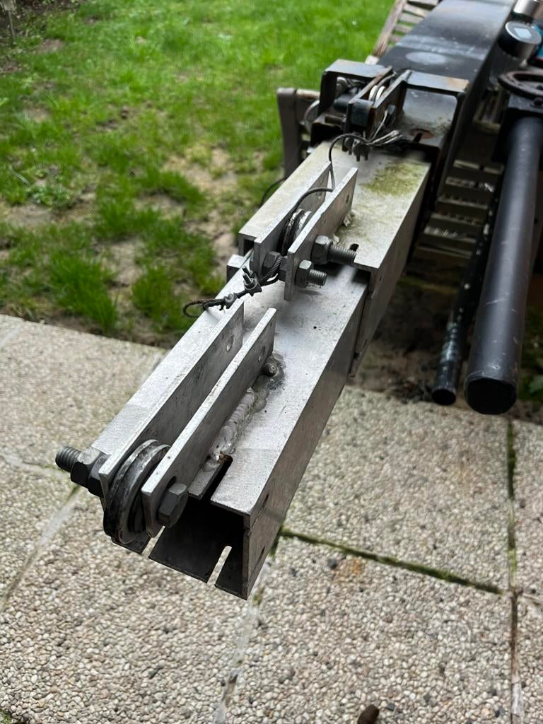 Mat telescopique electrique 12 m, Enlèvement, Ne fonctionne pas, Mât