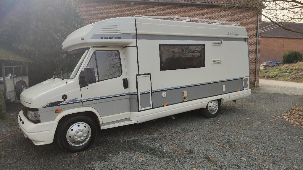 Hobby 600 Peugeot J5, Caravanes & Camping, Camping-cars, Jusqu'à 4, 6 à 7 mètres, Siège standard, Douche