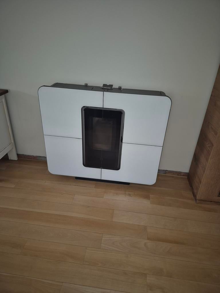 Pelletkachel thermorossi 12kw, Dieren en Toebehoren, Katten-accessoires, Ophalen of Verzenden