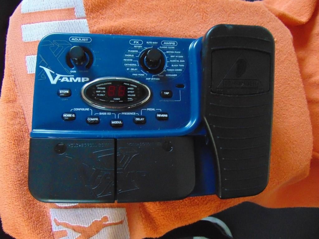 Behringer LX1-X V-Amp gitaar effectpedaal, Muziek en Instrumenten, Effecten, Ophalen of Verzenden, Nieuw, Multi-effect