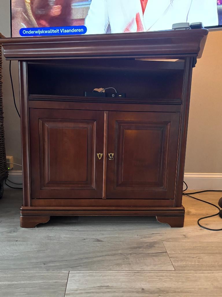 kersen houten eetkamer te koop, Huis en Inrichting, Complete eetkamers, Ophalen, Zo goed als nieuw, Kersen houten meubelen, 4 tot 6 stoelen