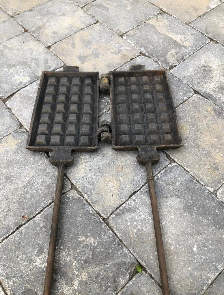 Ancizn fer à galettes, Enlèvement ou Envoi, Comme neuf