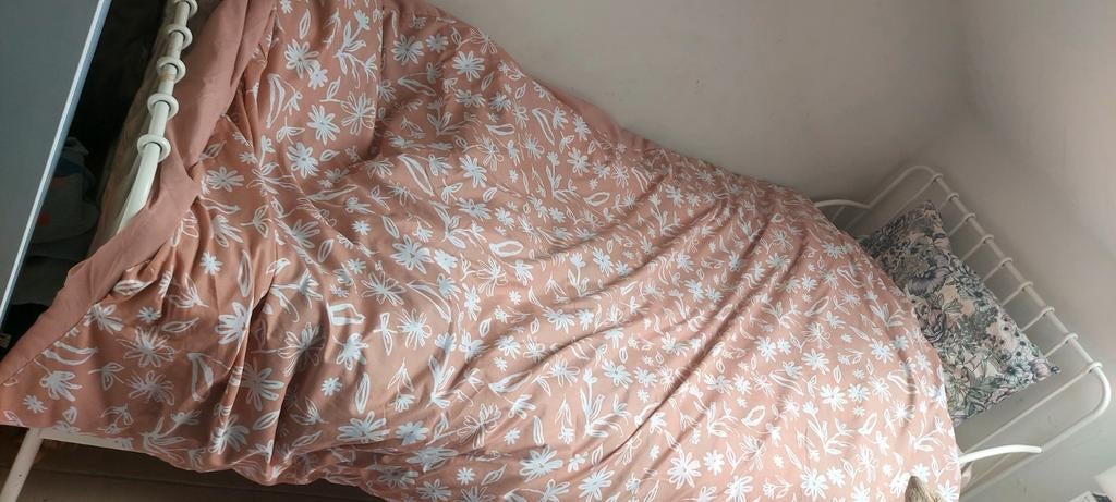 ​"Lit IKEA évolutif (Enfant à Adulte) + Sommier + Matelas", Enlèvement