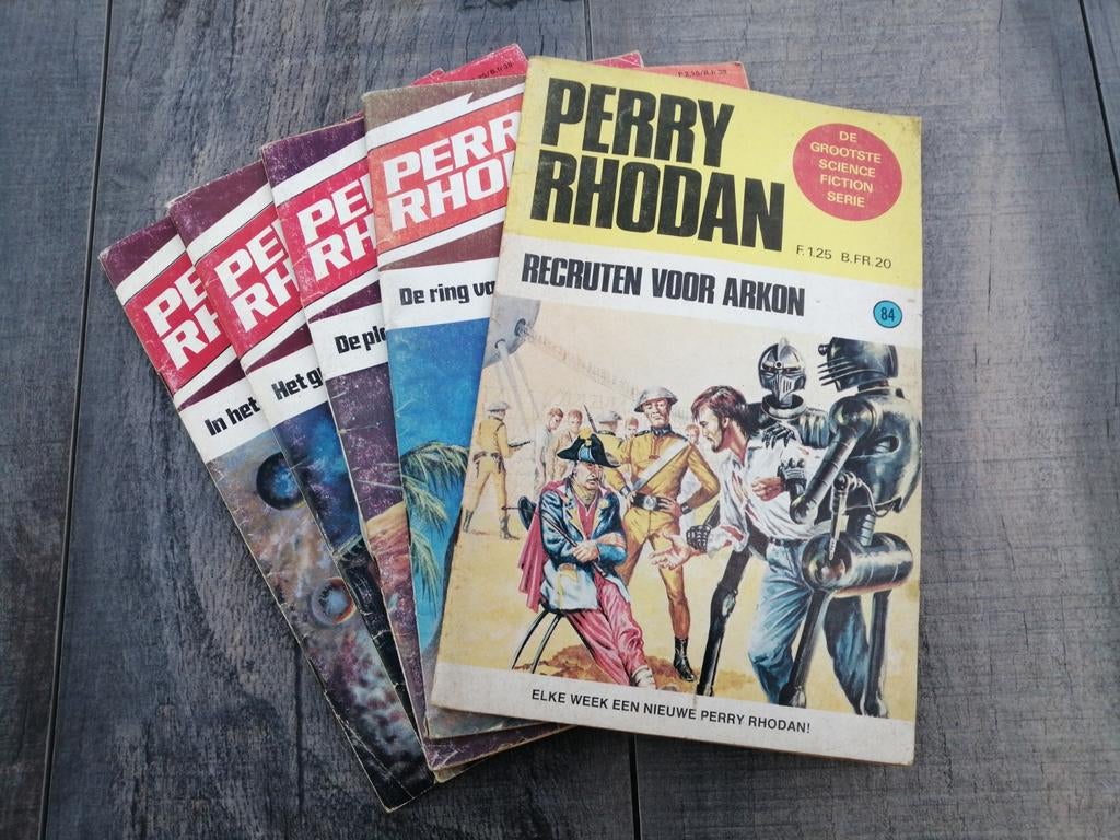 Lot 5 x 'Perry Rhodan', Ophalen of Verzenden, Gelezen