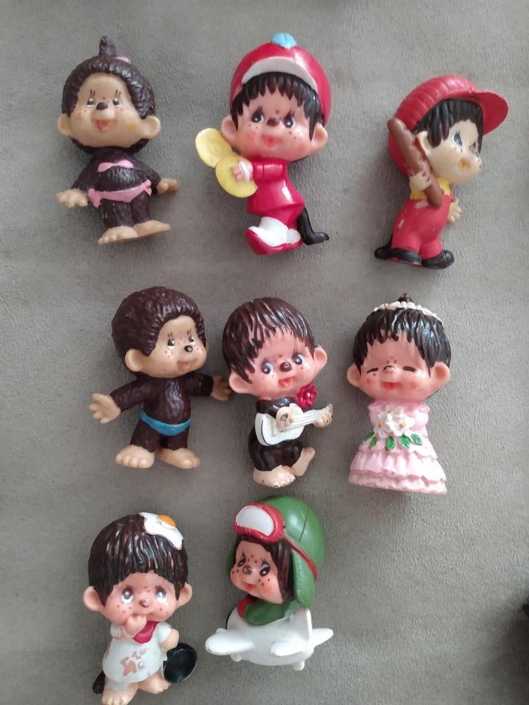Lot 8 figurines Monchichi, Enlèvement
