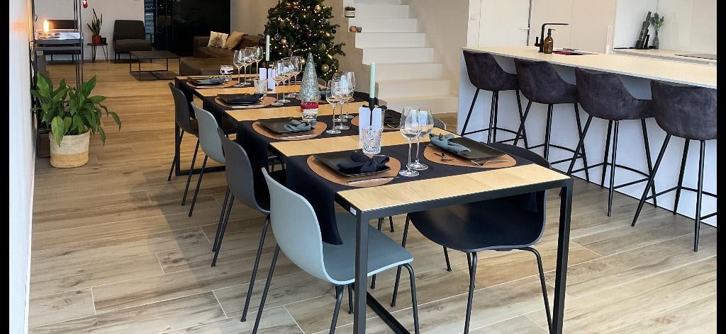 Moderne tafel met 10 stoelen (merk Hay), Ophalen, Gebruikt, 200 cm of meer, 50 tot 100 cm
