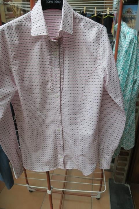 Blouse roze print blokjes ruches Butch mt 36, Kleding | Dames, Blouses en Tunieken, Butch, Nieuw, Ophalen of Verzenden, Roze