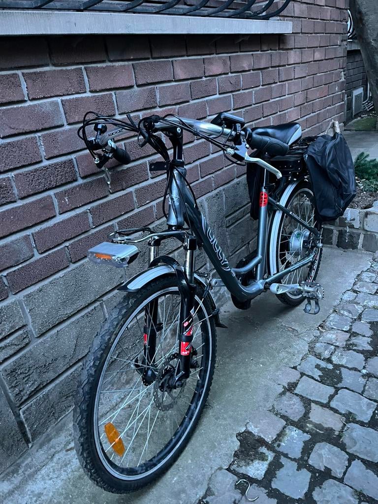 Vélo électrique, Enlèvement, Comme neuf