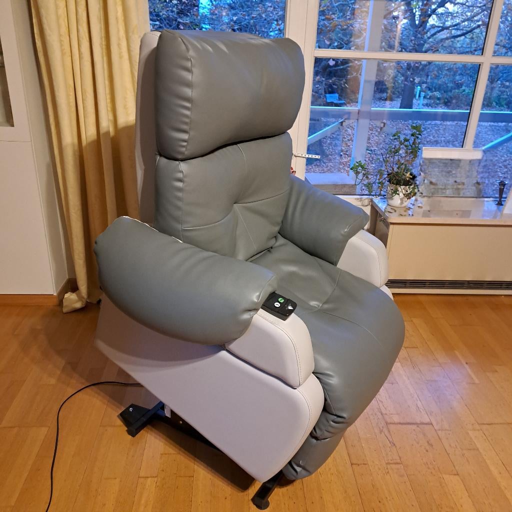 Fauteuil/élévateur pour maison de soins Cosy, Enlèvement, Comme neuf