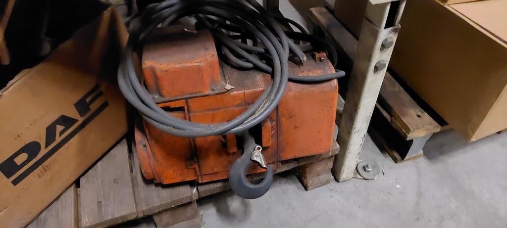 Elektrische takel, Ophalen