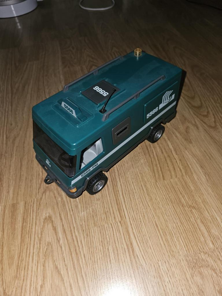 Fourgon playmobil avec accessoires et personnages, Enlèvement, Comme neuf